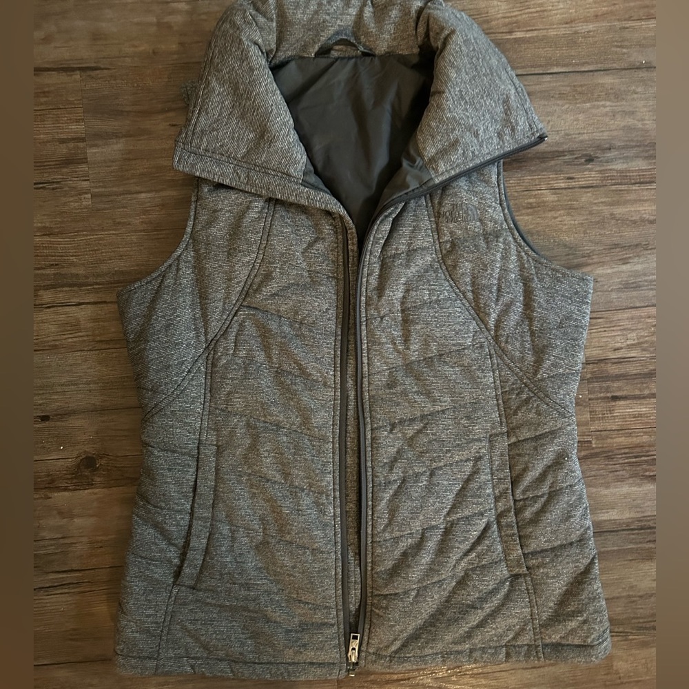 North Face Women’s Quilted Vest Gray Size Large